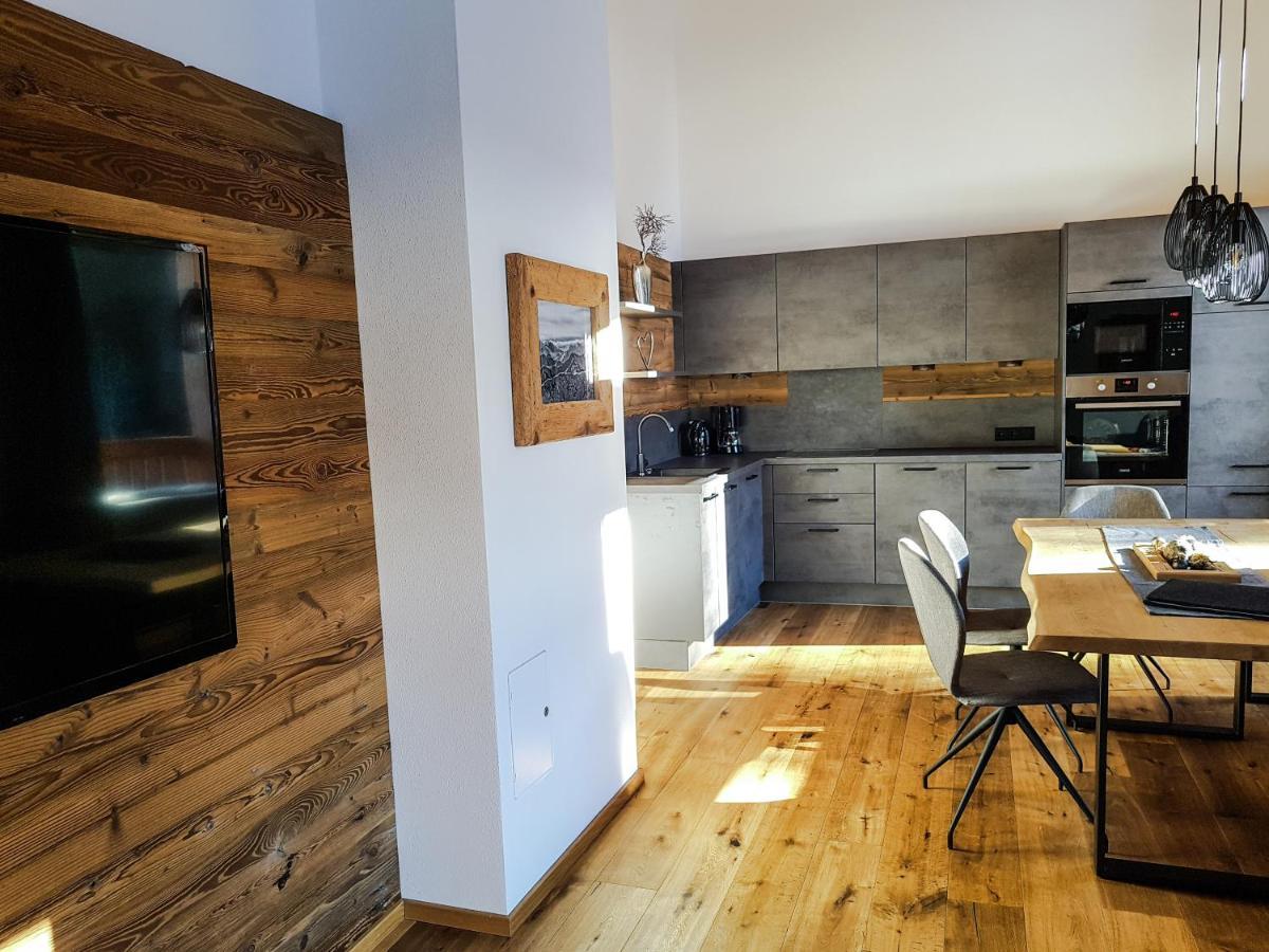 Zeitfrei Chalet Apartments Fieberbrunn Exteriör bild