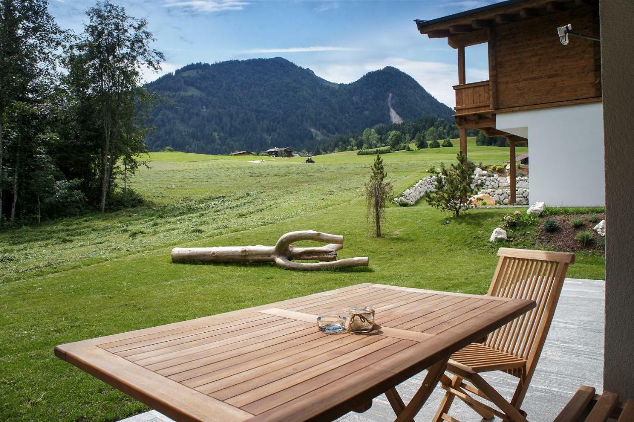 Zeitfrei Chalet Apartments Fieberbrunn Exteriör bild
